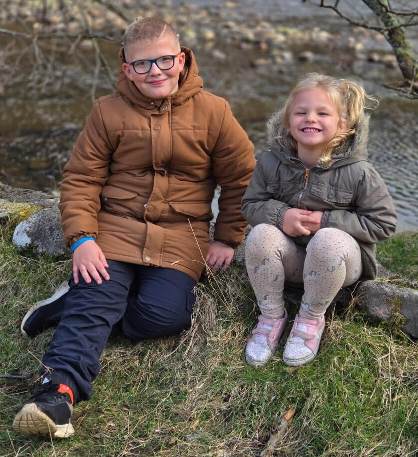Reference for Children and pet for Chané